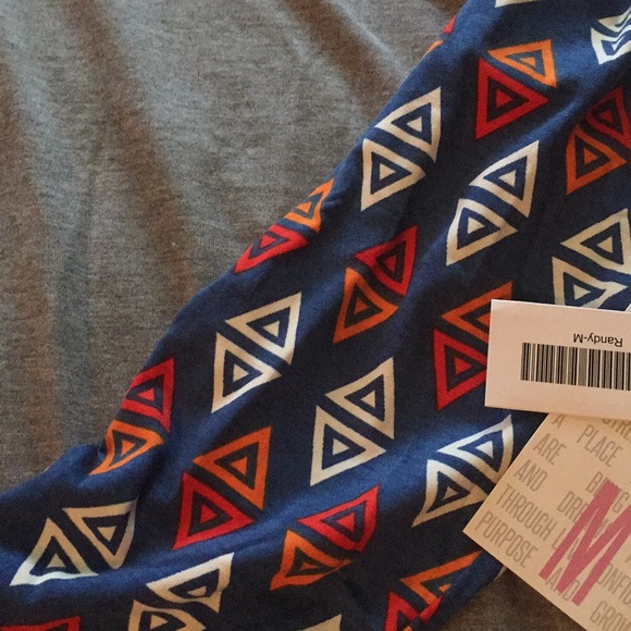 LuLaRoe NWT Randy - Picture 2 of 2